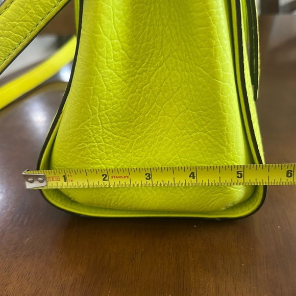 Kate Spade Yellow Geometric Tote Bag - Picture 14 of 16
